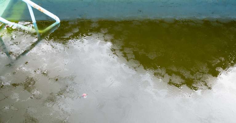 Medence téliesítése: Mikor és miért fontos?